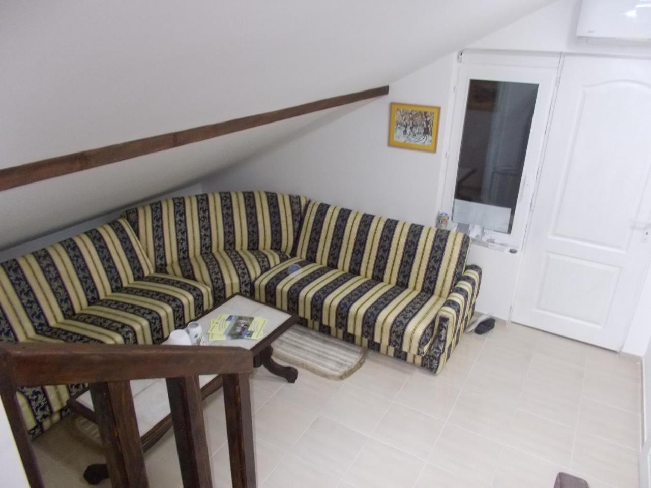 Apartman Vrdnicak เวิร์ดนิค ภายนอก รูปภาพ