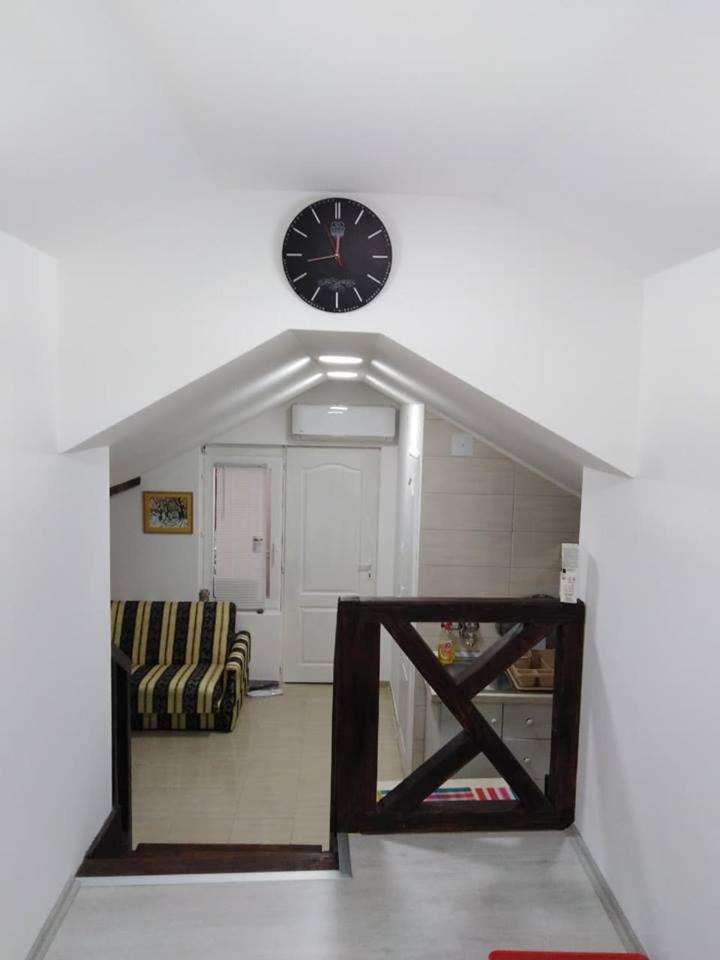Apartman Vrdnicak เวิร์ดนิค ภายนอก รูปภาพ