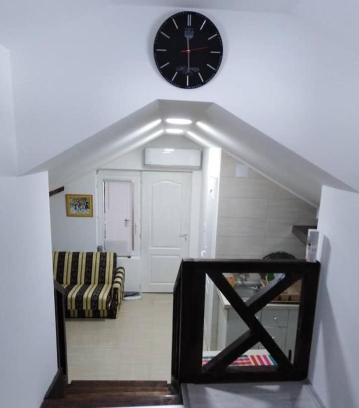 Apartman Vrdnicak เวิร์ดนิค ภายนอก รูปภาพ